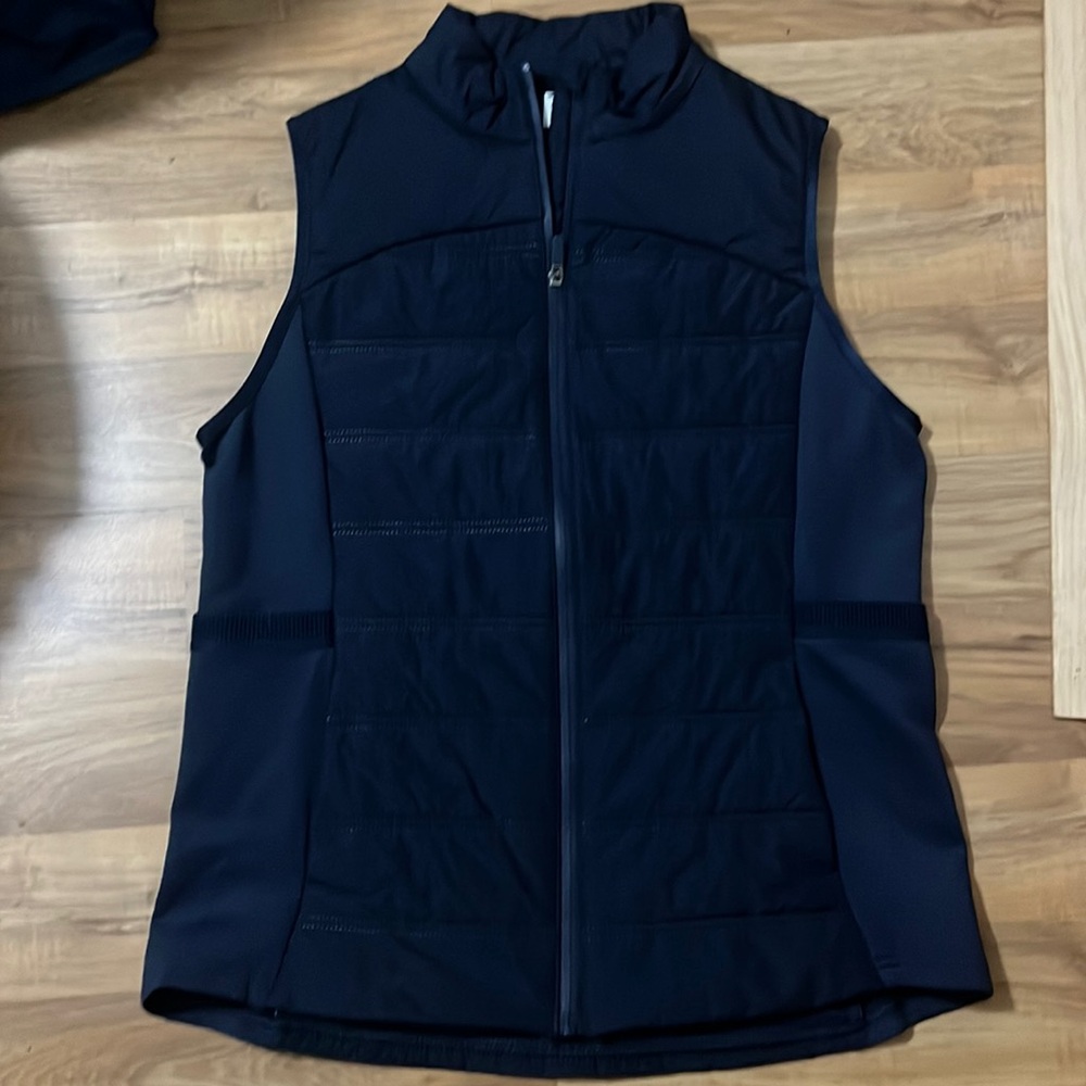 Avis women’s vest